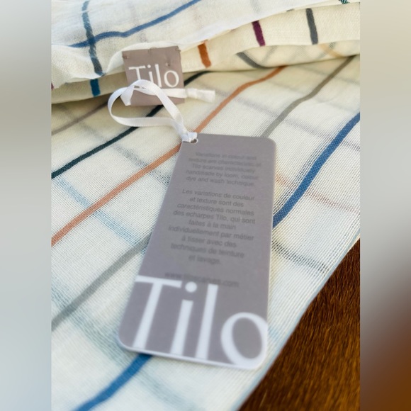 TILO Scarves Tassle Treat and oh so unique! NWT - Picture 14 of 14